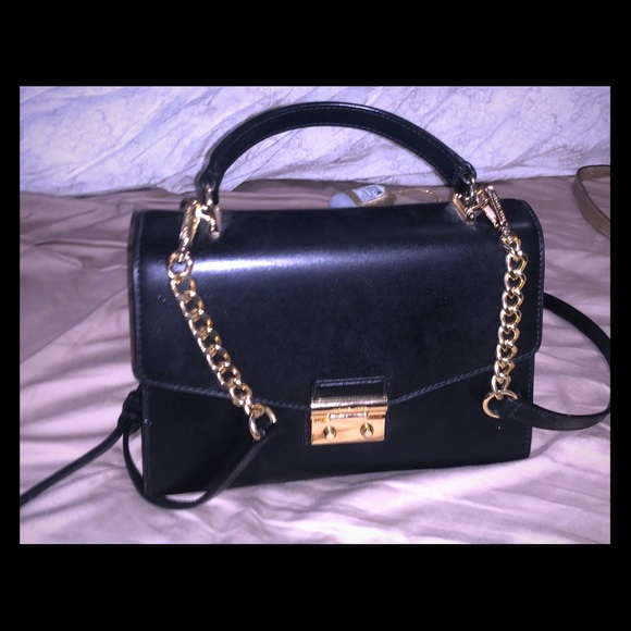 Small Black Michael Kors Crossbody - Picture 1 of 1